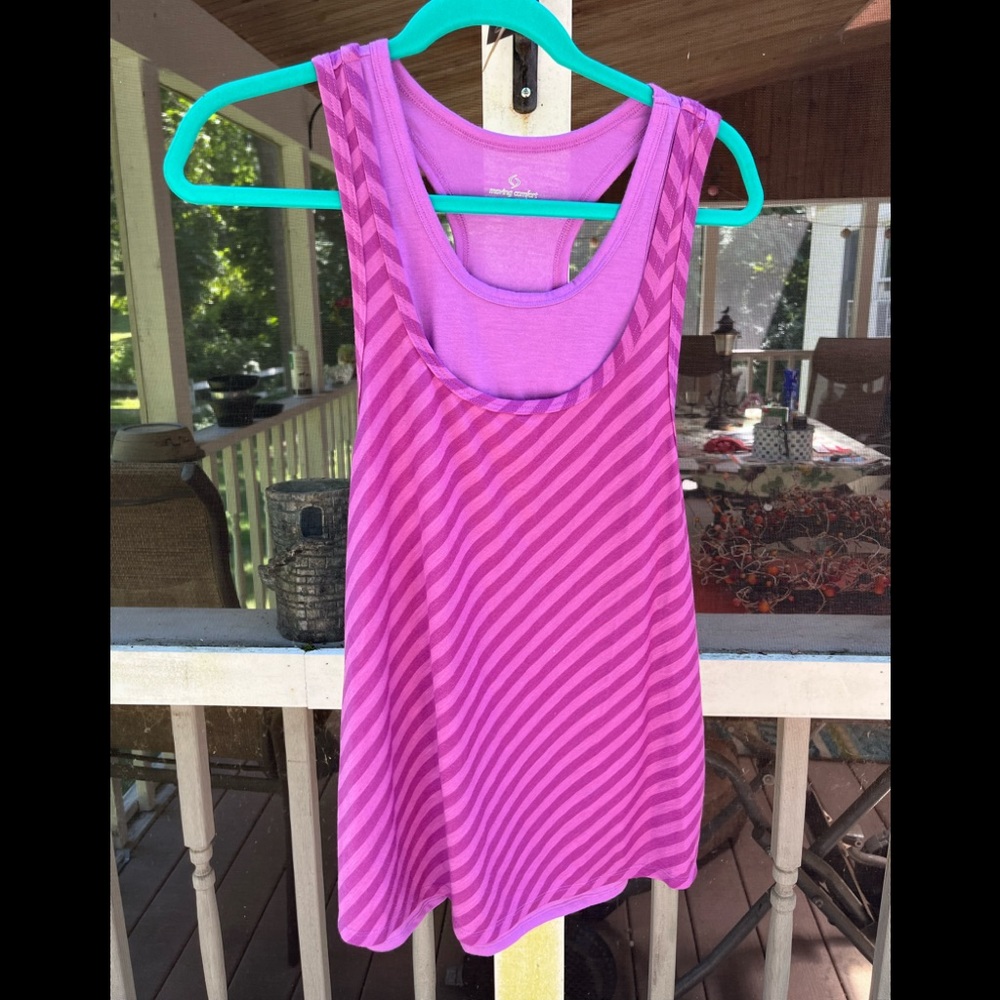 Moving comfort double layer tank